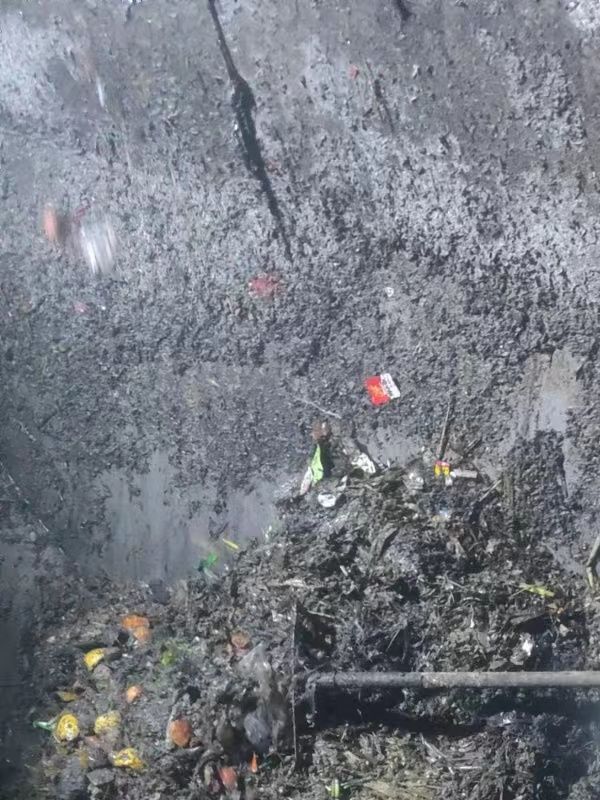 屏边污水池清理